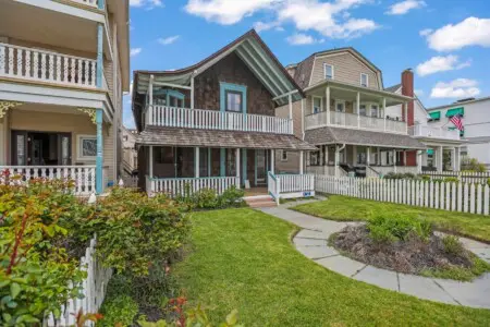 510d1fa2 dc50 4259 adaa 113ea9cd0c05.jpg