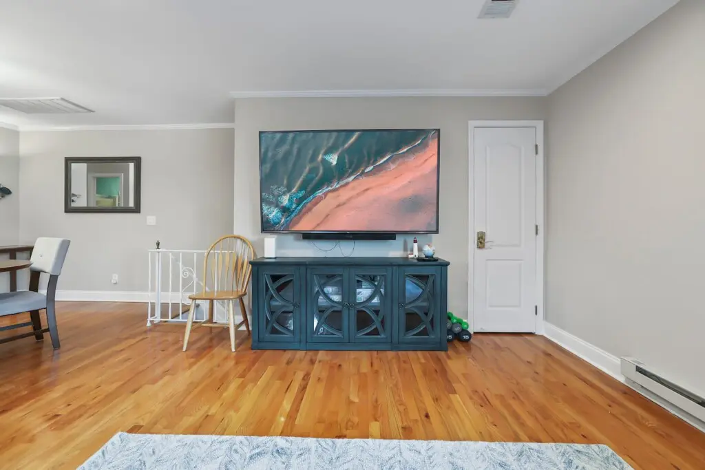 864f00e6 356a 4593 8560 5779d7810722.jpg