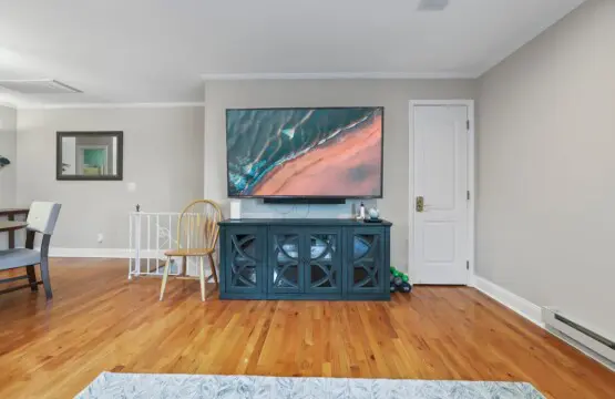 864f00e6 356a 4593 8560 5779d7810722.jpg