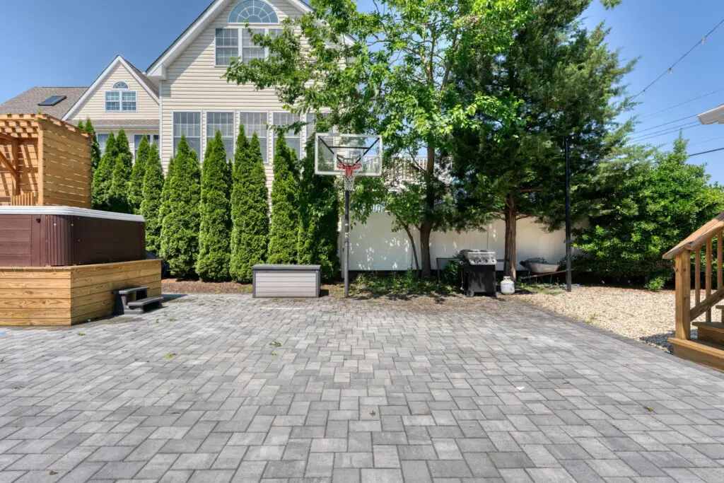 b48eaba9 0e87 42d0 a7a7 40611a69a589.jpg