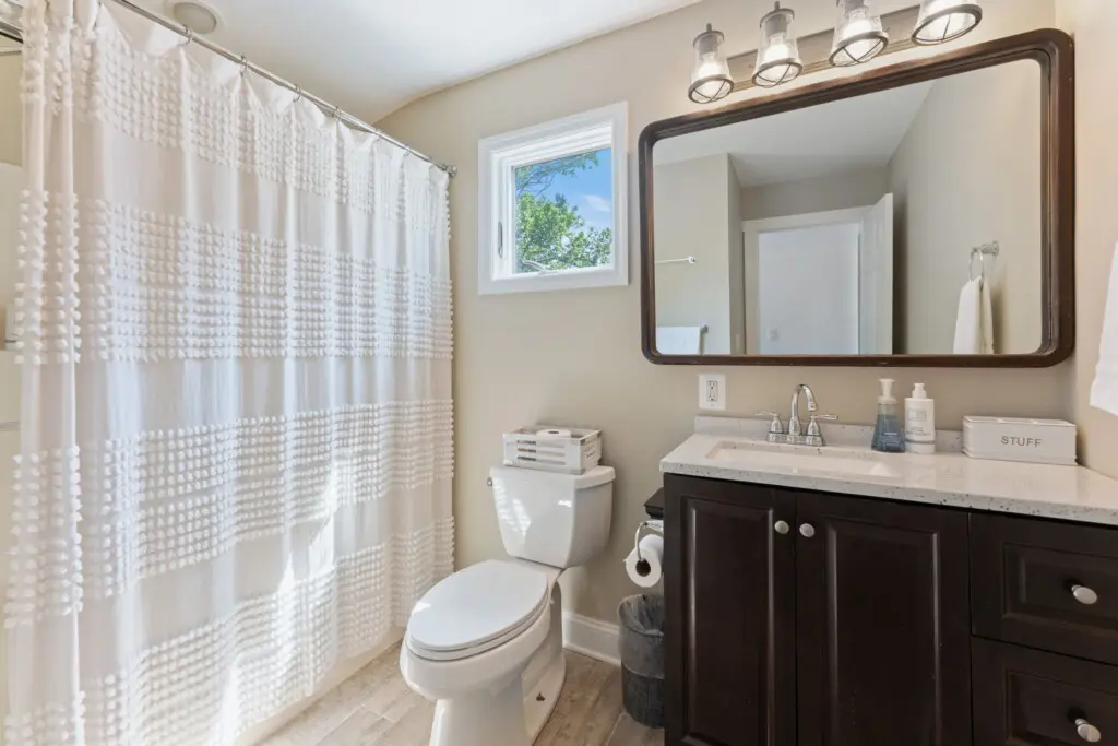 d33427b9 ea7b 4134 89d0 83704bd76a4c.jpg