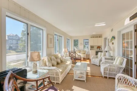 e60595c5 92d0 4956 9644 558b793b8f6a.jpg