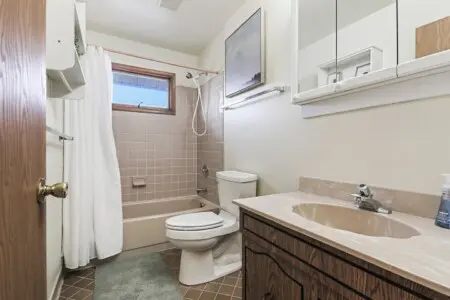 05ffa69e d7af 43e6 ad1d c623e7992d69