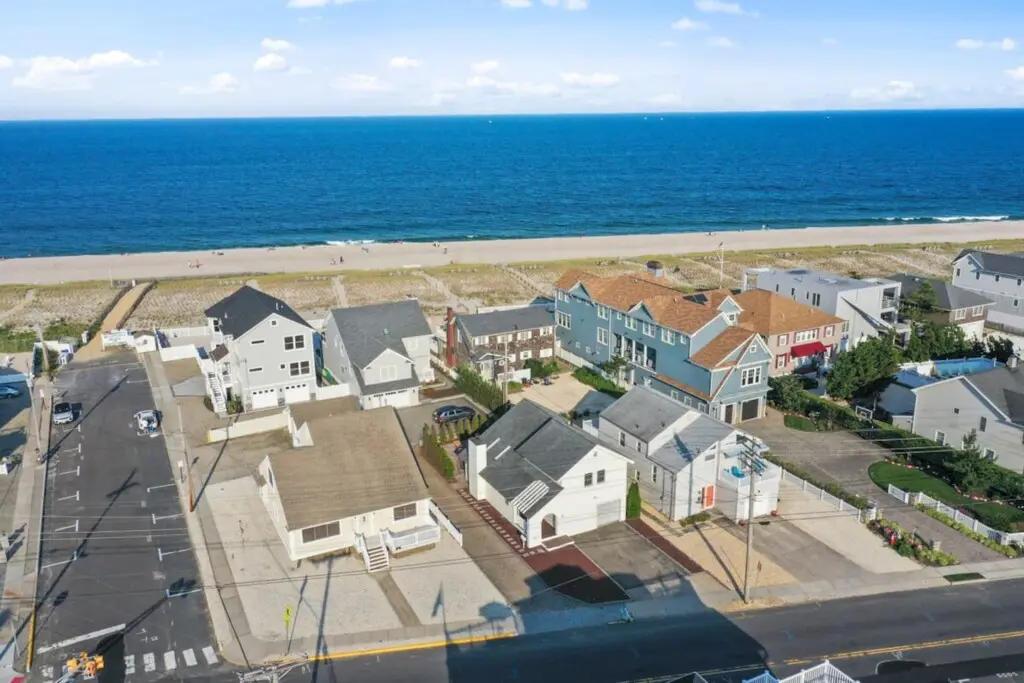 411a2aac 91a6 4113 8668 361dcb238d0d