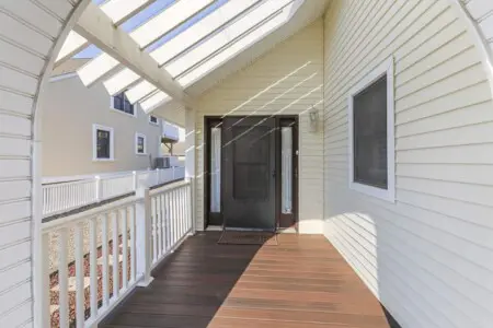 5369706f 406a 4dcc abf8 3e9d6c341bea