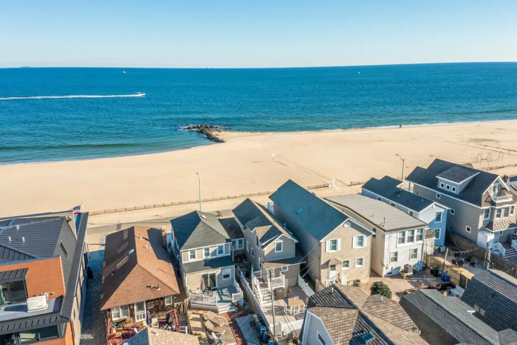 827e82ae 8a95 478d 9d72 f2cc95dec4bb