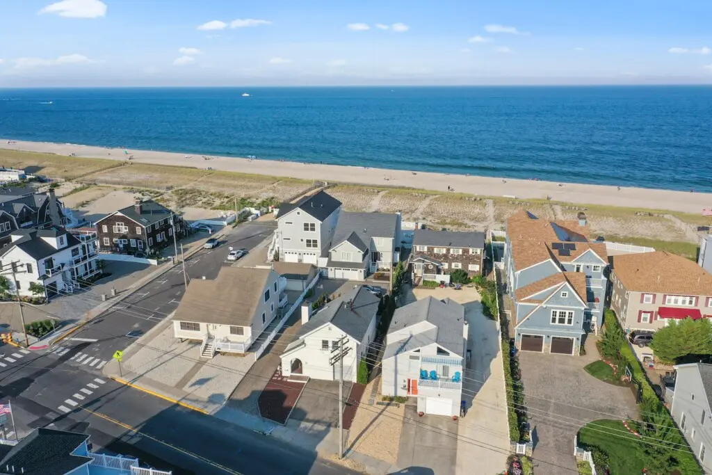 a72e253c 46b7 4e16 9be7 6a79e5f57779