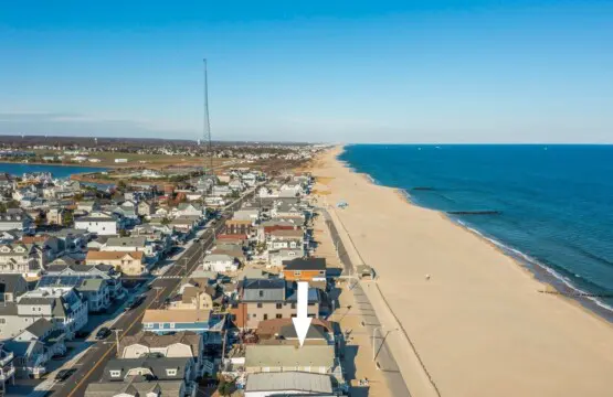 c79e6621 f8ec 4c19 9e35 343461140fb5