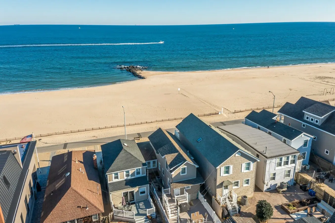 d5f492ef 4a4a 4b83 a91d 6848cb6bed2a