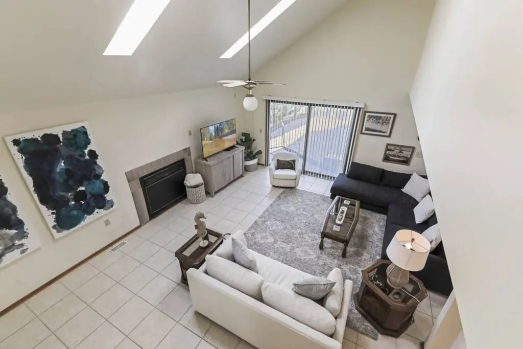 e83e175c 13a7 459a 964d cf66446024a0