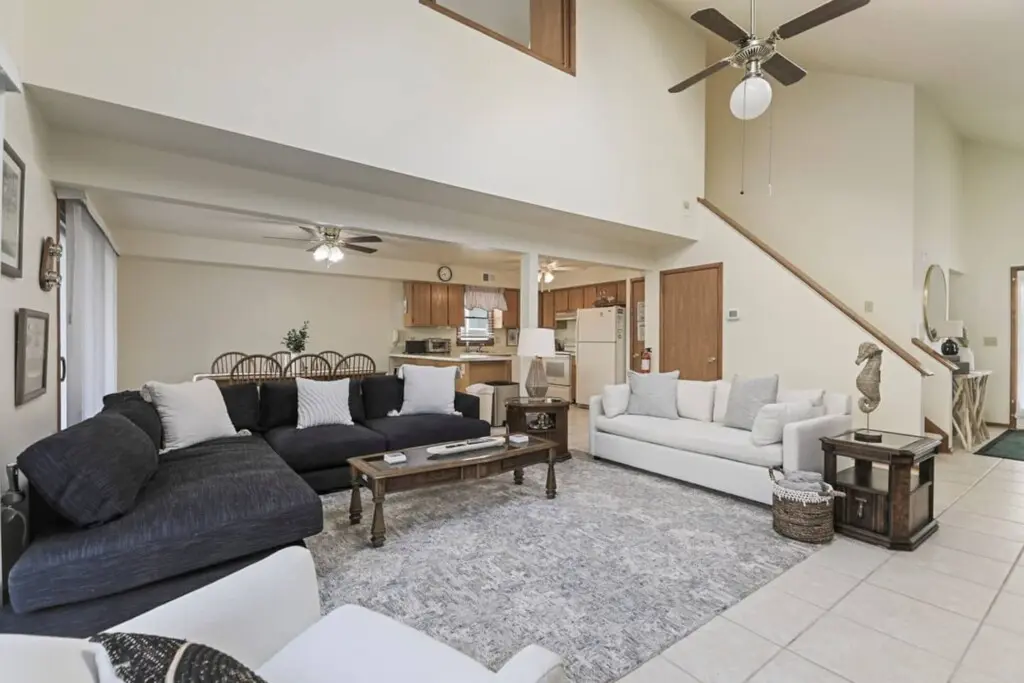 ebd0c4e6 9cd5 483d a795 3d32ced3e228