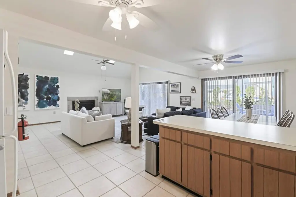 f38caa34 4d90 4cdc a3ad 41aac7389c13